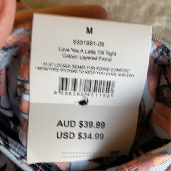 Pocket Leggings - Picture 3 of 3